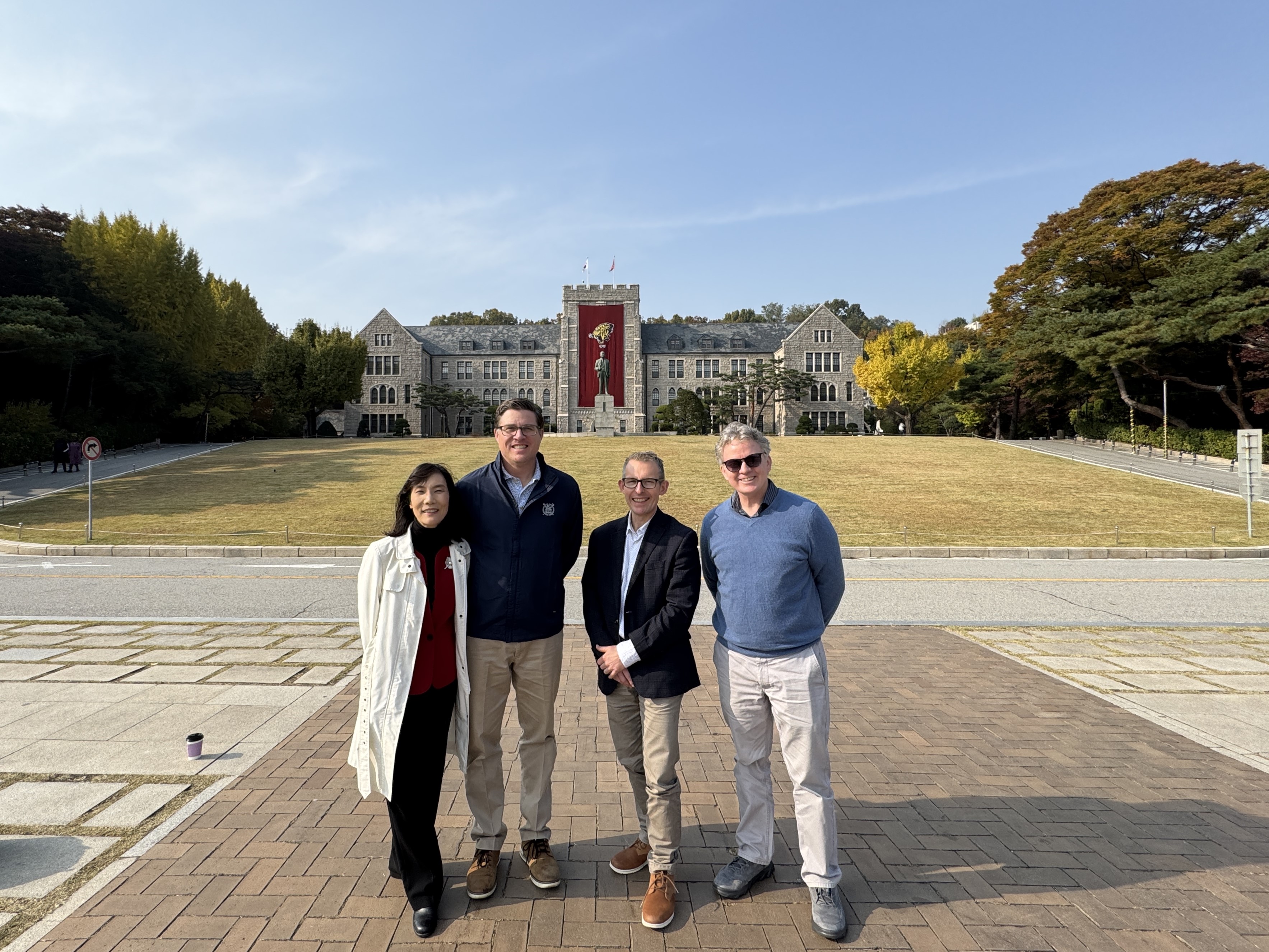 2025 <i class='italic'>b</i>MRI 동기 국제심포지엄 포스터 발표회 #17