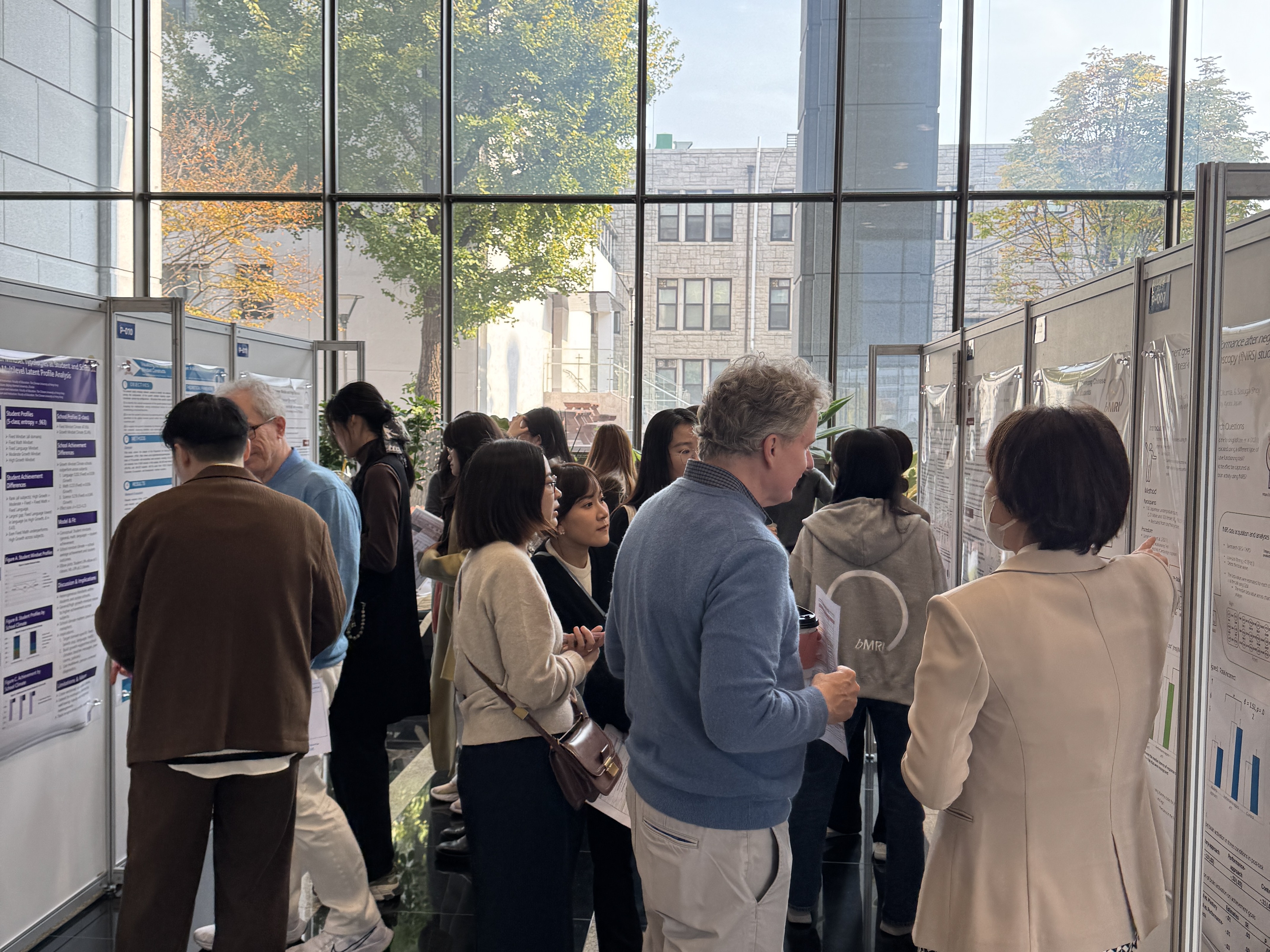 2025 <i class='italic'>b</i>MRI 동기 국제심포지엄 포스터 발표회 #1